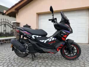 Aprilia SR GT 125 Replica model 2025