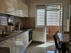 Ap.SUPERB 2 camere decomandate/ balcon/ parcare Hipodrom IV SIBIU — miniatura 5