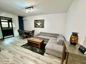 Studio în bloc nou, zonă centrală – cu loc de parcare — miniatura 3