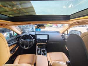 Lexus NX350 h Luxury – Disponibil acum la Toyota Timișoara! — miniatura 7