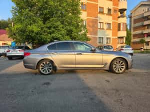 BMW G30 518d 2019 — miniatura 7