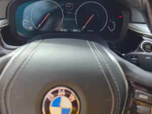 BMW G30 518d 2019 — miniatura 9