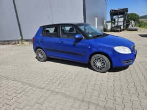 Skoda fabia 2 an 2009 — miniatura 2