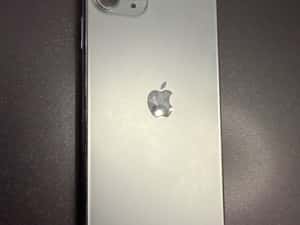 Iphone 11 Pro Max, green , 64 GB , se restarteaza ! — miniatura 8