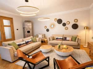 Refugiu urban lux, apartament spectaculos pe aleea pietonala a Postavarului,Centrul Istoric