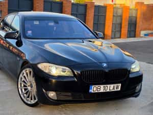 Bmw f10 3.0 D manual unic proprietar stare impecabila. SE POATE ACHIZIȚIONA SI IN RATE Garanție/ livrare in tara — miniatura 6