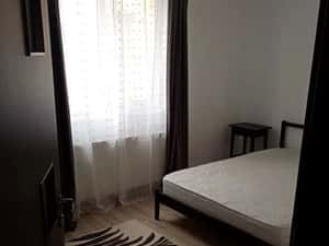 Inchiriez apartament 3 camere,etaj 2,zona Ciresica — miniatura 5