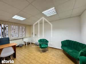 Apartament cu 3 camere, 55mp utili, decomandat, parter inalt, Centru — miniatura 4