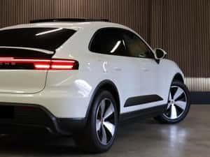Porsche Macan Electric — miniatura 2