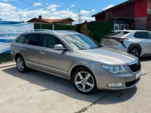 Skoda Superb 2.0 TDI 140 CP Laurin Klement Clima Navigatie Incalzire Canapele — miniatura 2