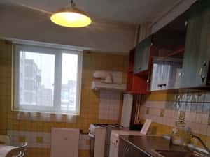 3 Camere et.8/10 An constructie 1984 Drumul Taberei - Metrou Brancusi — miniatura 6