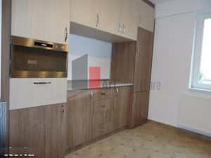 Apartament 3 camere de inchiriat zona Metrou Dristor — miniatura 1