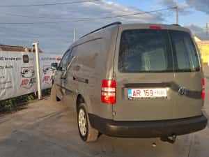 Vw Caddy maxi 2011 4x4 2.0tdi 2usi carlig clima Rate Factura Garanție — miniatura 4