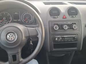 Vw Caddy maxi 2011 4x4 2.0tdi 2usi carlig clima Rate Factura Garanție — miniatura 5
