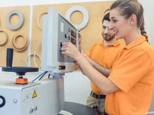 Manpower angajeaza URGENT operator calitate flux