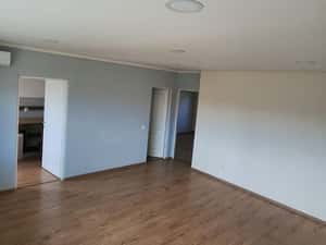 De inchiriat apartament nemobilat pt birou sau locuit Coposu 18A 50mp — miniatura 2