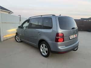 VW TOURAN 1.9 tdi* 105 cp* 2009* Automat* IMPECABIL!!! — miniatura 8