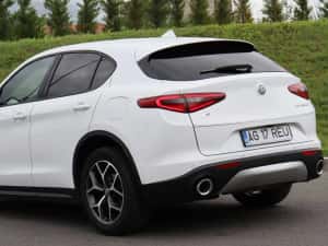 Alfa Romeo / Stelvio / 2018 / 4X4 /Automat / Distronic/Lane/Side/Memorii/Camera/Piele/Full LED / Incalzire — miniatura 3