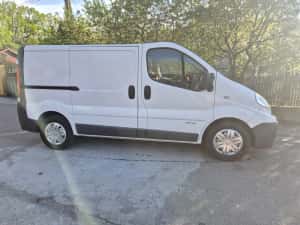 Vând Renault Trafic 2,0 TDCI //116 CP// Fab  06/03/2014 //Euro 5// — miniatura 4