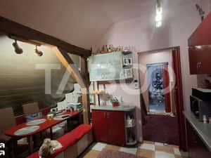 Apartament 3 camere de vanzare decomandat 98 mp zona Selimbar Sibiu — miniatura 1