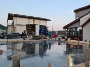 Turnare beton elicopterizat, finisat cu elicopter și cuart — miniatura 4