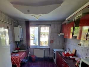 Proprietar, vand apartament 3 camere in Resita si garaj, separat — miniatura 6