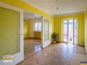 Apartament cu 4 camere,2 bai,2 balcoane,2 garaje,Targu Secuiesc,C — miniatura 5