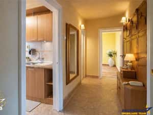 Apartament cu 4 camere,2 bai,2 balcoane,2 garaje,Targu Secuiesc,C — miniatura 6