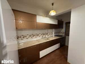 Apartament 3 camere de închiriat | Zonă centrală | Etaj 1 — miniatura 6