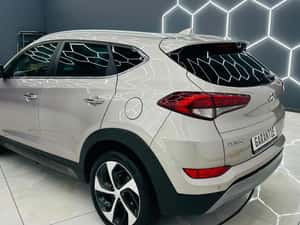 Hyundai TUCSON 2016 2.0D E6 4X4 Automată 185 HP Diesel — miniatura 3