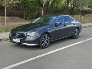 Mercedes E300e Avangarde Plug-in Hibrid Benzina + Electric An 2021 — miniatura 1