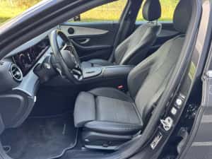 Mercedes E300e Avangarde Plug-in Hibrid Benzina + Electric An 2021 — miniatura 5