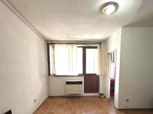 Garsoniera 30mp zona T.Vladimirescu etaj 1 34.000eur neg