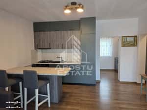 Apartament cu 3 camere, loc de parcare, in Dumbravita