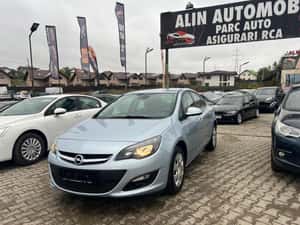 Opel Astra 2014, Diesel, 224.000 km, 6.999 EUR