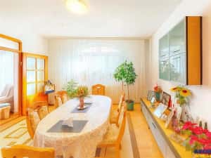 FILM 3D!Proprietate duala distinctiva: showroom,birouri,locuinta,venit pasiv, infrastructura comple — miniatura 3