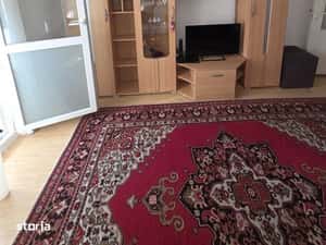 Inchiriez apart 2 cam zona Nord Cameliei — miniatura 4