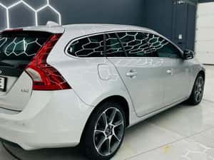 VOLVO V60 OCEAN RACE - Vehicul second-hand — miniatura 4
