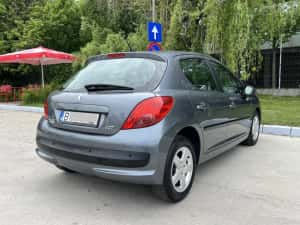 Peugeot 207, 96.000km 1.4 Benzina E4 2009 — miniatura 3