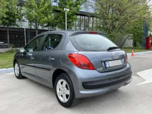 Peugeot 207, 96.000km 1.4 Benzina E4 2009 — miniatura 4