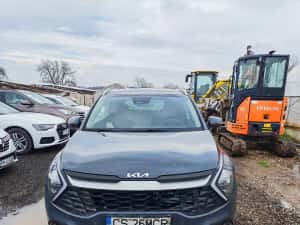 Kia sportage 2023 1.6 hibrid avariat lovit