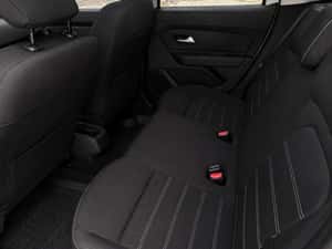 Dacia Duster – SUV diesel, an fabricație 2022, 4x4 — miniatura 2