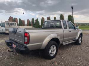 Nissan Navara D 22 4X4 2003 — miniatura 3