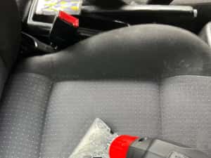 Curatare tapiterie auto ,covoare si canapele — miniatura 3