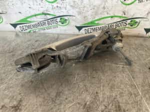 Suport maner deschidere din exterior usa fata stanga 380837207 Volksw — miniatura 2