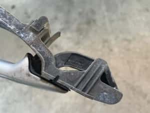 Suport maner deschidere din exterior usa fata stanga 380837207 Volksw — miniatura 3