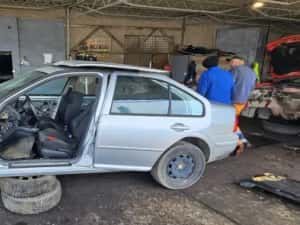 Suport maner deschidere din exterior usa fata stanga 380837207 Volksw — miniatura 5