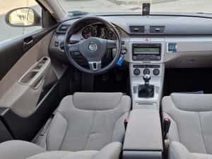 Volkswagen Passat B6 Break 2009 – confort, spațiu și fiabilitate — miniatura 5