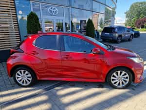 TOYOTA YARIS 1.5 HYBRID EXCLUSIVE STYLE 2023 — miniatura 4