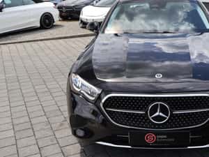Mercedes-Benz E 300 de 4MATIC Avantgarde Advanced | Plug-in Hybrid Diesel — miniatura 4